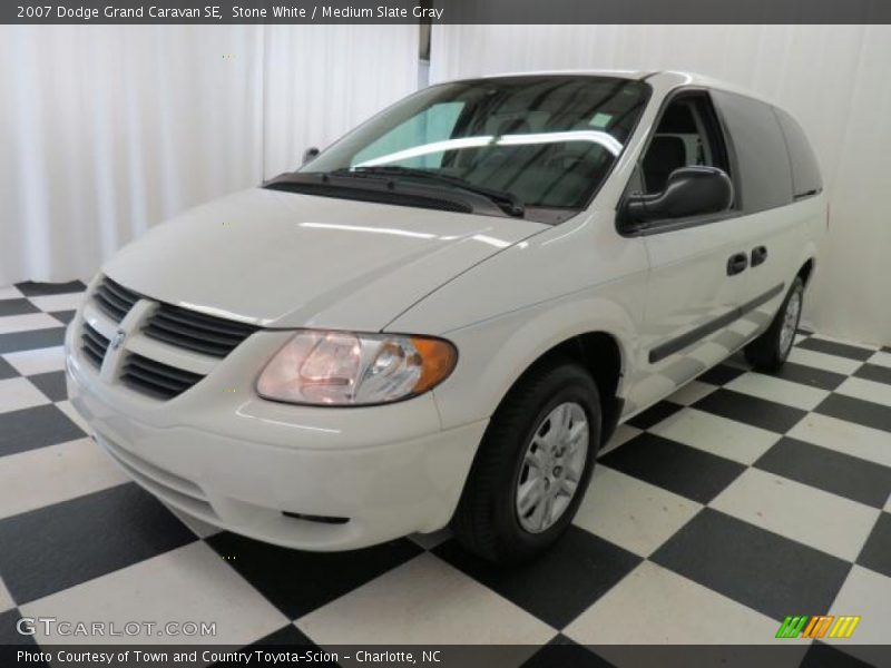 Stone White / Medium Slate Gray 2007 Dodge Grand Caravan SE