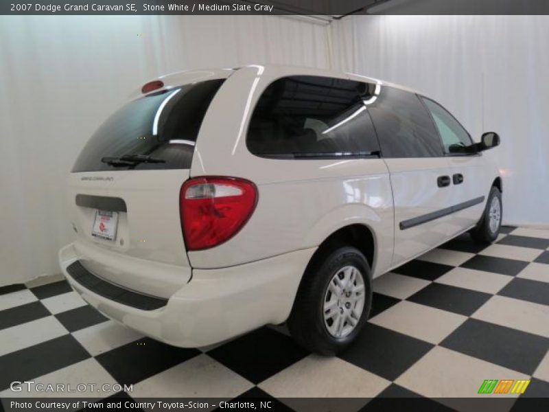 Stone White / Medium Slate Gray 2007 Dodge Grand Caravan SE
