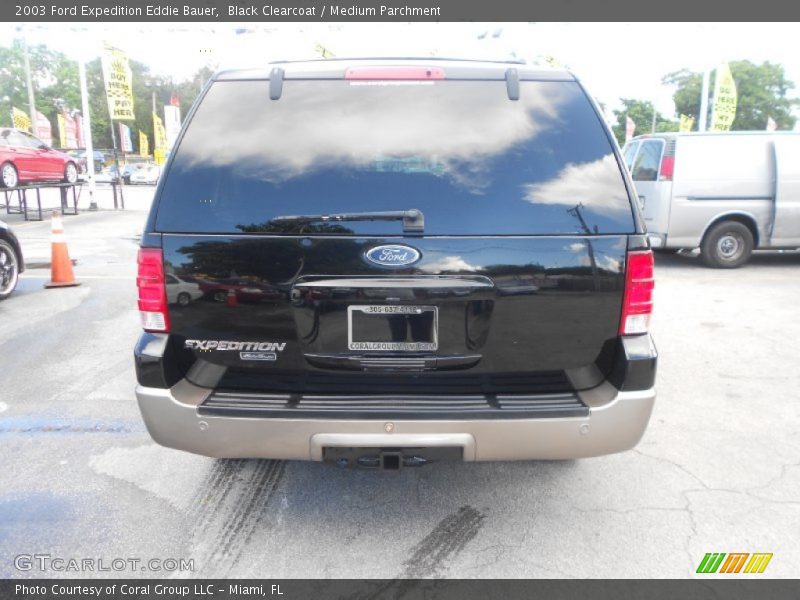 Black Clearcoat / Medium Parchment 2003 Ford Expedition Eddie Bauer