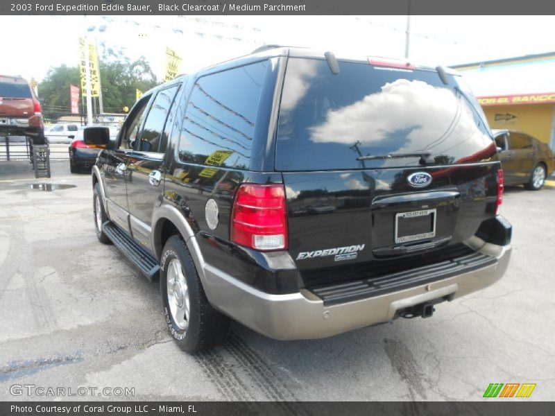 Black Clearcoat / Medium Parchment 2003 Ford Expedition Eddie Bauer