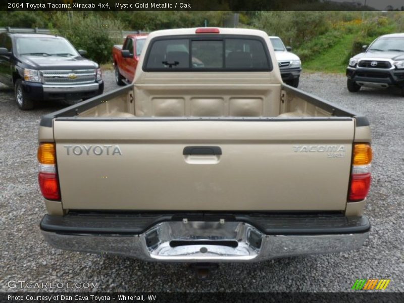 Mystic Gold Metallic / Oak 2004 Toyota Tacoma Xtracab 4x4