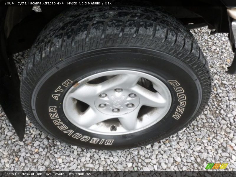 Mystic Gold Metallic / Oak 2004 Toyota Tacoma Xtracab 4x4