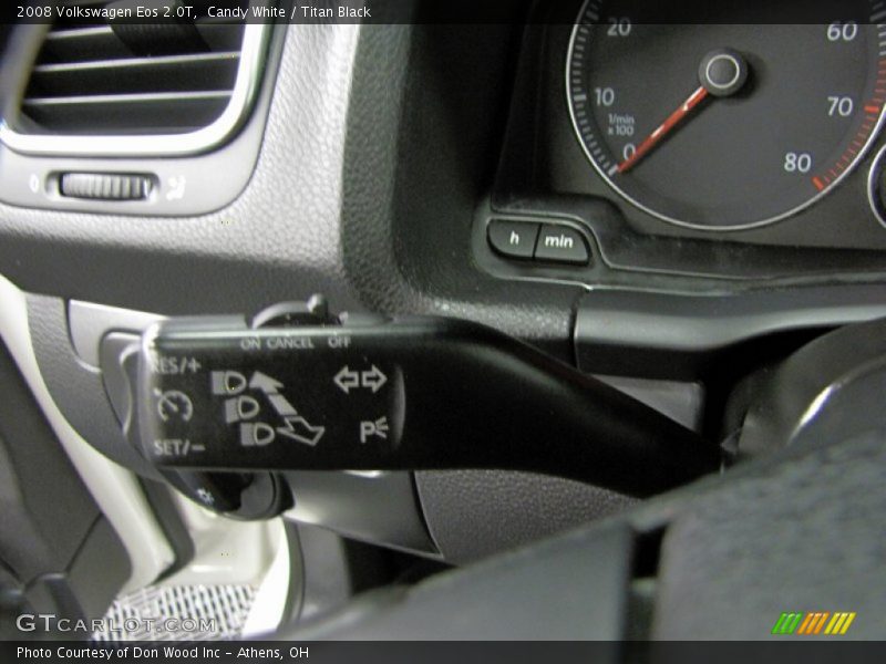Candy White / Titan Black 2008 Volkswagen Eos 2.0T