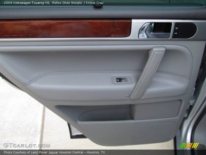 Reflex Silver Metallic / Kristal Gray 2004 Volkswagen Touareg V8