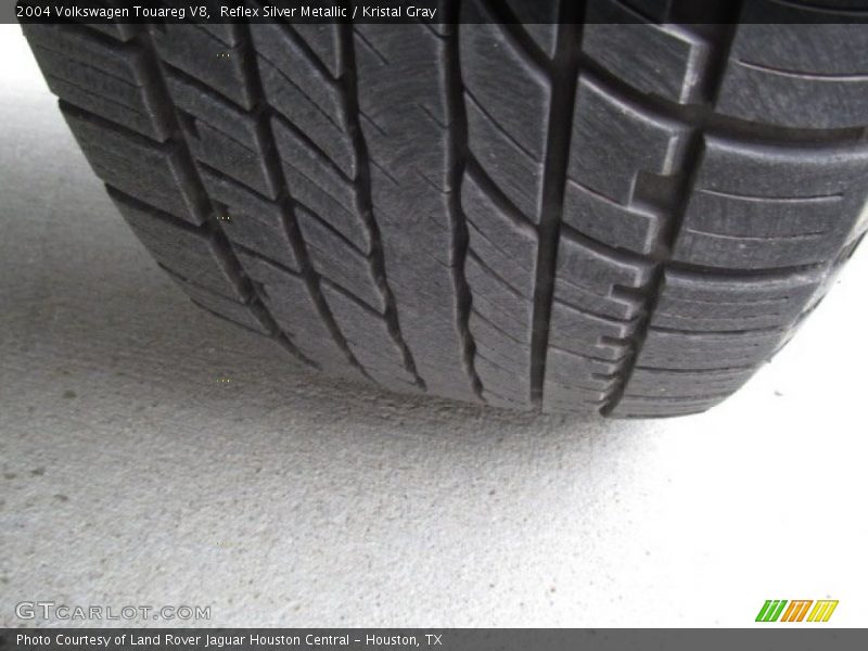 Reflex Silver Metallic / Kristal Gray 2004 Volkswagen Touareg V8