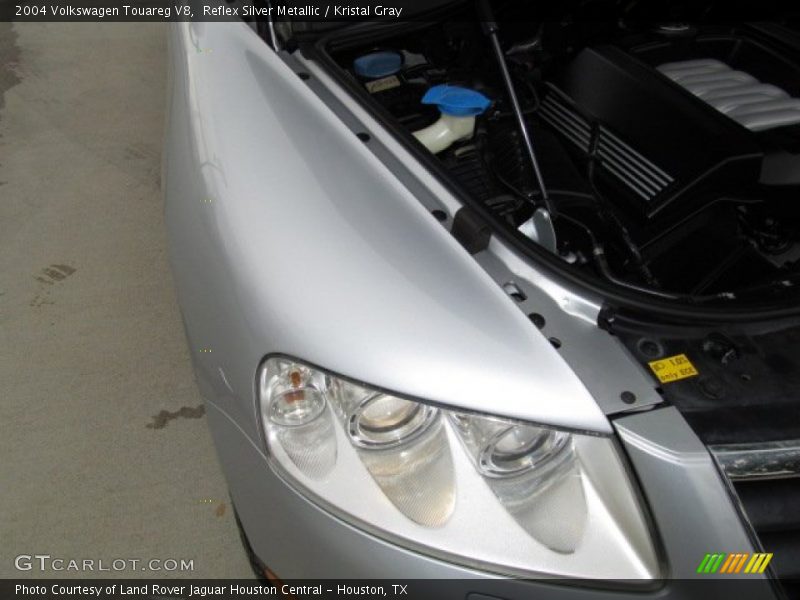 Reflex Silver Metallic / Kristal Gray 2004 Volkswagen Touareg V8