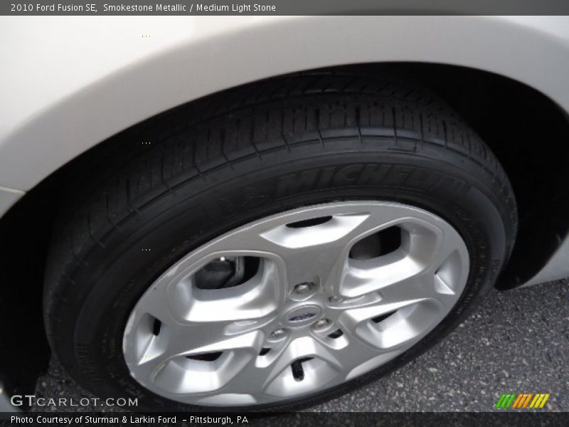 Smokestone Metallic / Medium Light Stone 2010 Ford Fusion SE