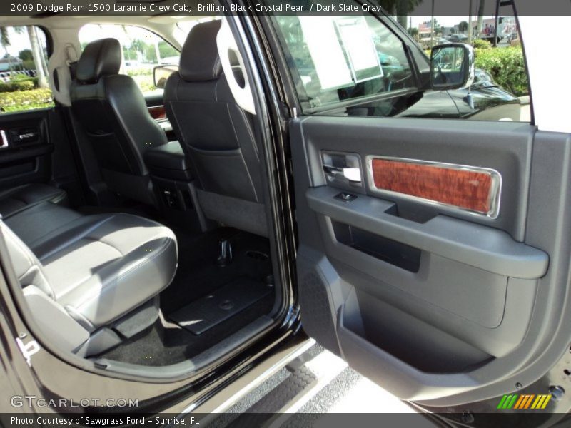 Brilliant Black Crystal Pearl / Dark Slate Gray 2009 Dodge Ram 1500 Laramie Crew Cab
