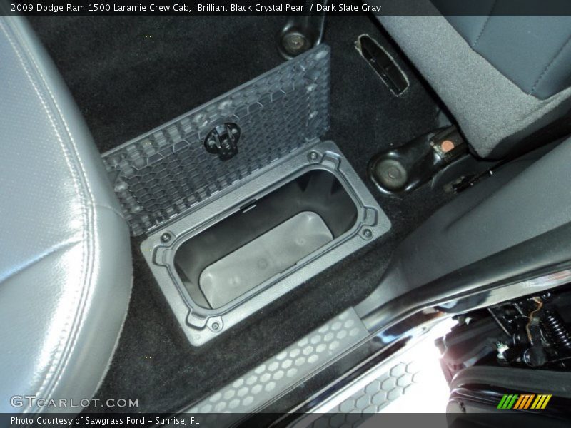 Brilliant Black Crystal Pearl / Dark Slate Gray 2009 Dodge Ram 1500 Laramie Crew Cab