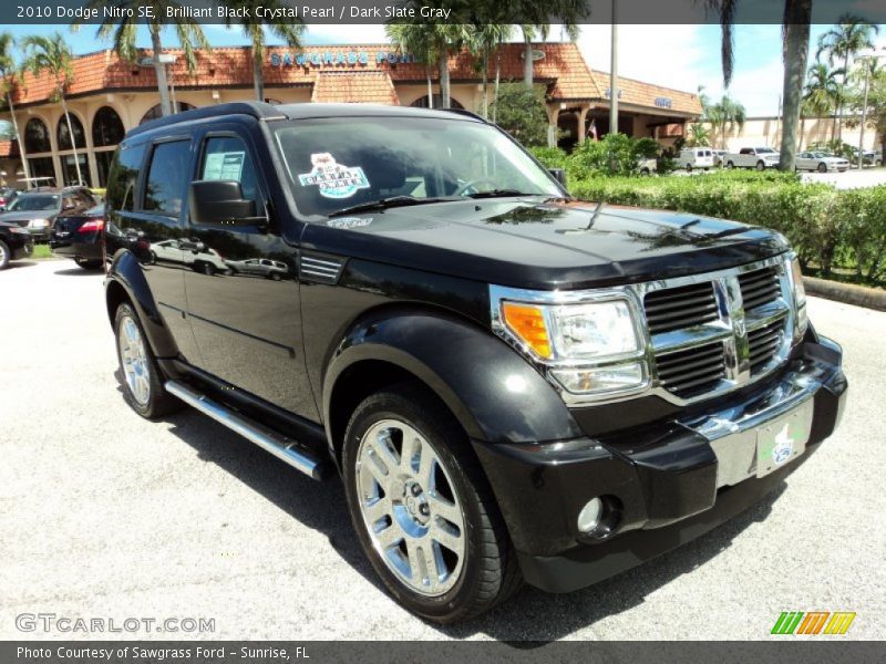 Brilliant Black Crystal Pearl / Dark Slate Gray 2010 Dodge Nitro SE