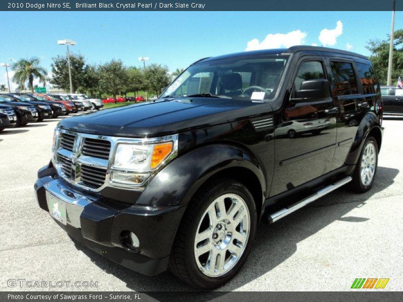 Brilliant Black Crystal Pearl / Dark Slate Gray 2010 Dodge Nitro SE