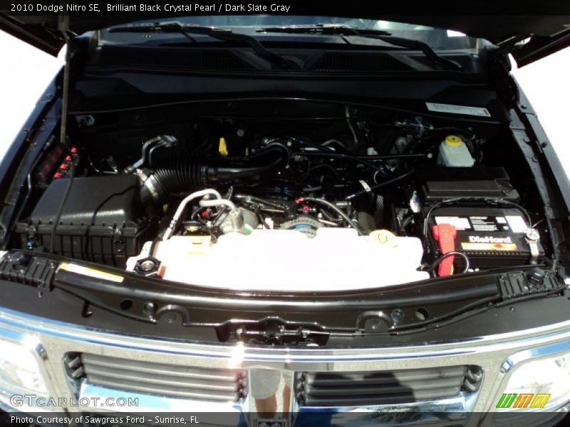 Brilliant Black Crystal Pearl / Dark Slate Gray 2010 Dodge Nitro SE