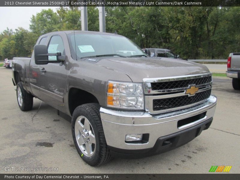 Front 3/4 View of 2013 Silverado 2500HD LT Extended Cab 4x4