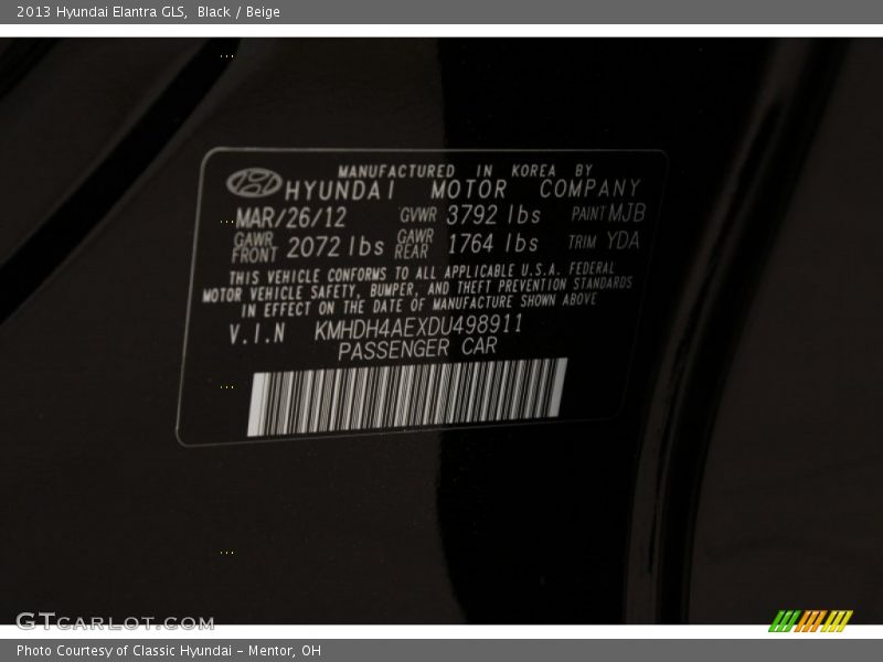 Black / Beige 2013 Hyundai Elantra GLS