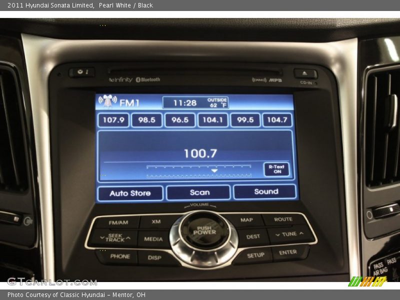 Pearl White / Black 2011 Hyundai Sonata Limited