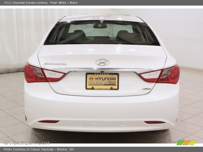 Pearl White / Black 2011 Hyundai Sonata Limited