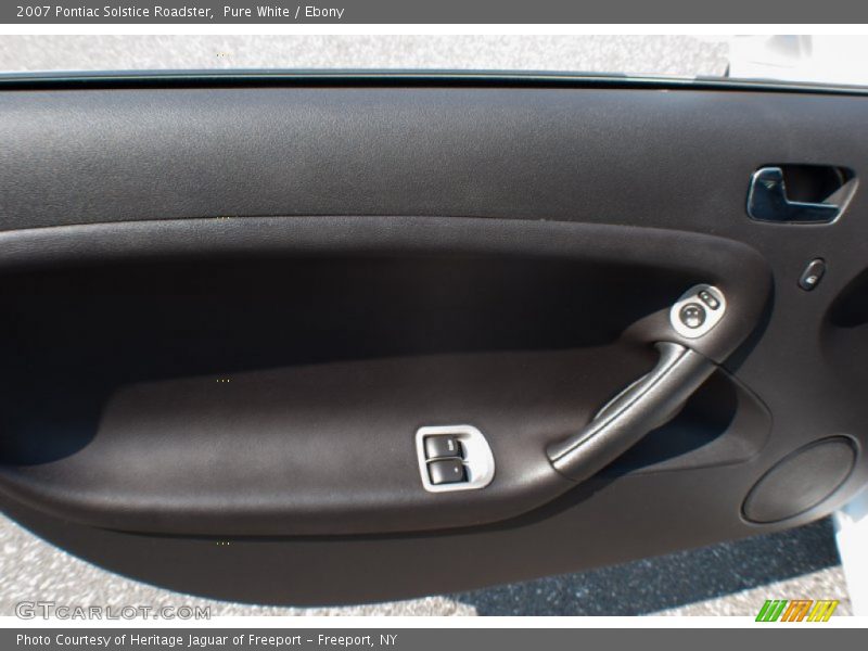 Pure White / Ebony 2007 Pontiac Solstice Roadster