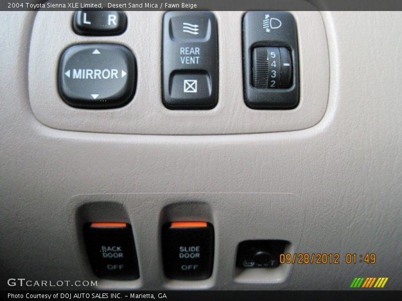 Desert Sand Mica / Fawn Beige 2004 Toyota Sienna XLE Limited