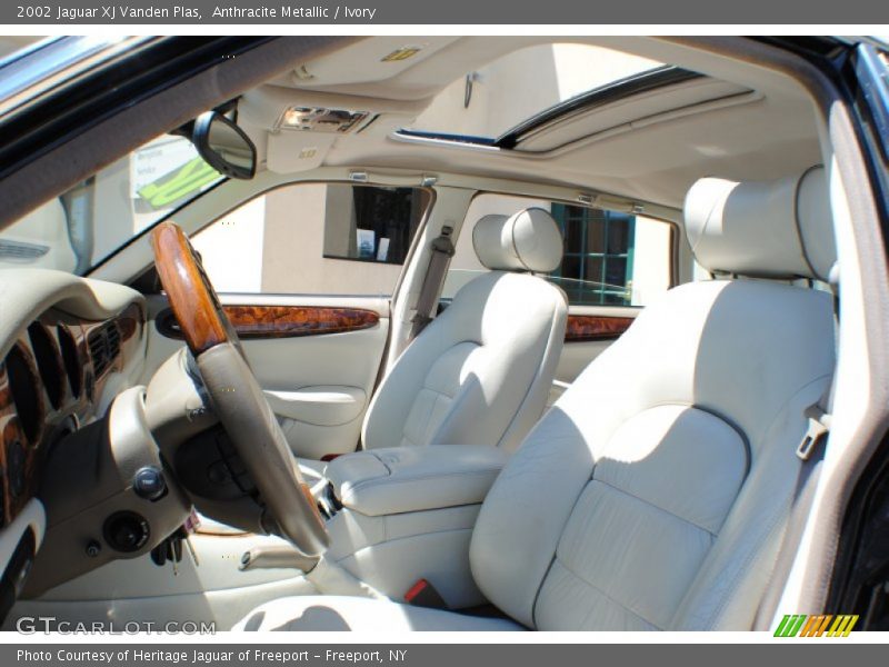 Anthracite Metallic / Ivory 2002 Jaguar XJ Vanden Plas
