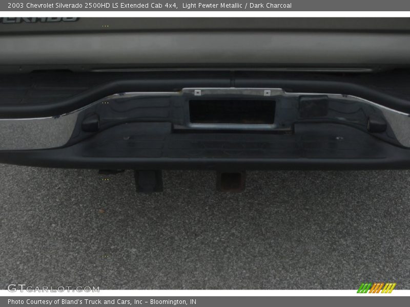 Light Pewter Metallic / Dark Charcoal 2003 Chevrolet Silverado 2500HD LS Extended Cab 4x4