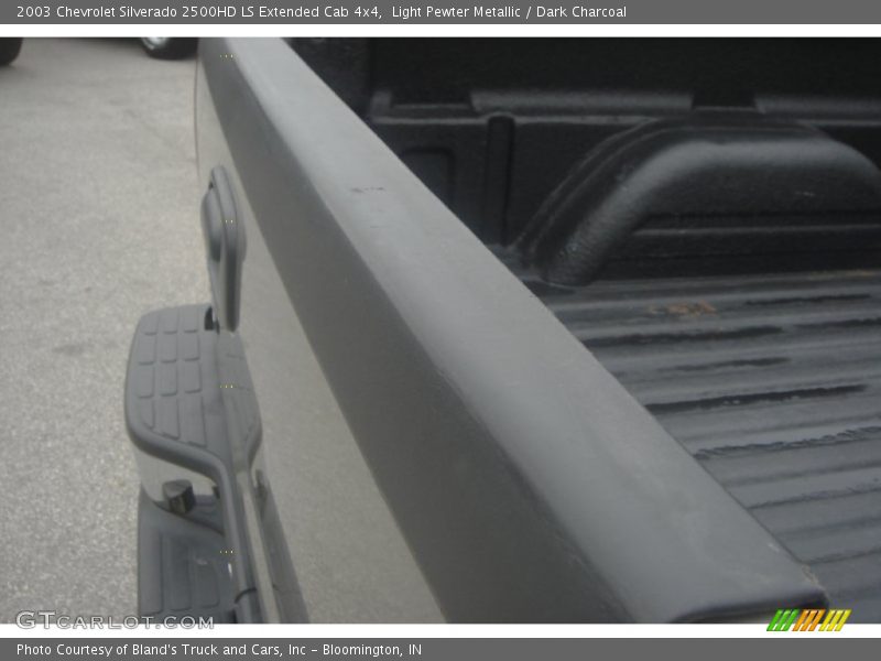 Light Pewter Metallic / Dark Charcoal 2003 Chevrolet Silverado 2500HD LS Extended Cab 4x4