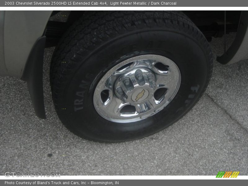 Light Pewter Metallic / Dark Charcoal 2003 Chevrolet Silverado 2500HD LS Extended Cab 4x4