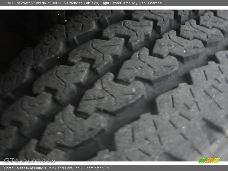 Light Pewter Metallic / Dark Charcoal 2003 Chevrolet Silverado 2500HD LS Extended Cab 4x4