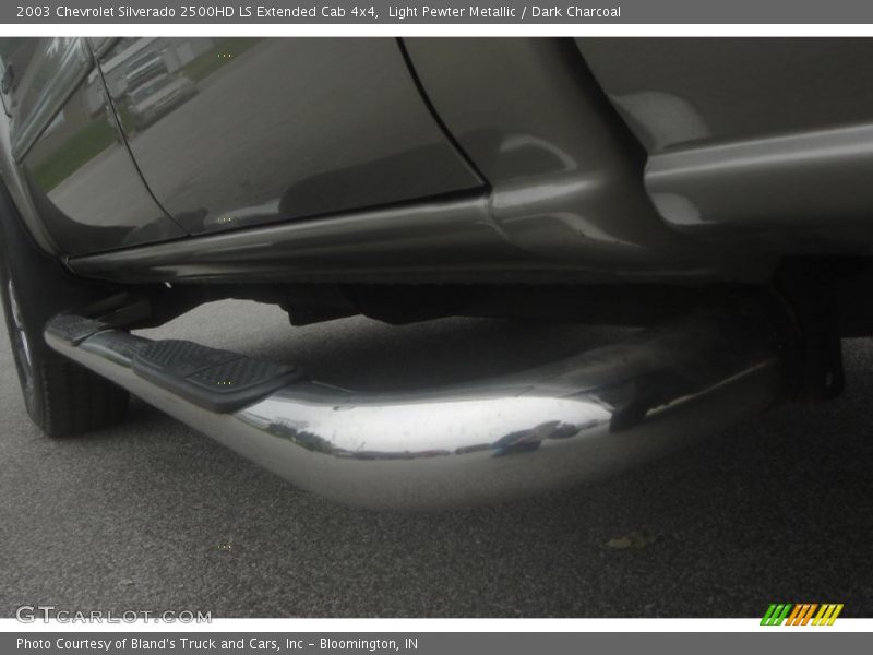 Light Pewter Metallic / Dark Charcoal 2003 Chevrolet Silverado 2500HD LS Extended Cab 4x4