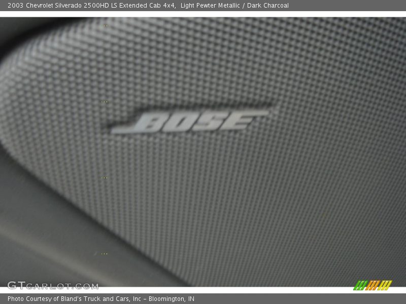 Light Pewter Metallic / Dark Charcoal 2003 Chevrolet Silverado 2500HD LS Extended Cab 4x4