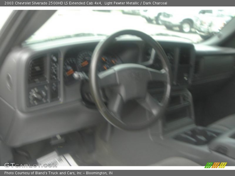 Light Pewter Metallic / Dark Charcoal 2003 Chevrolet Silverado 2500HD LS Extended Cab 4x4