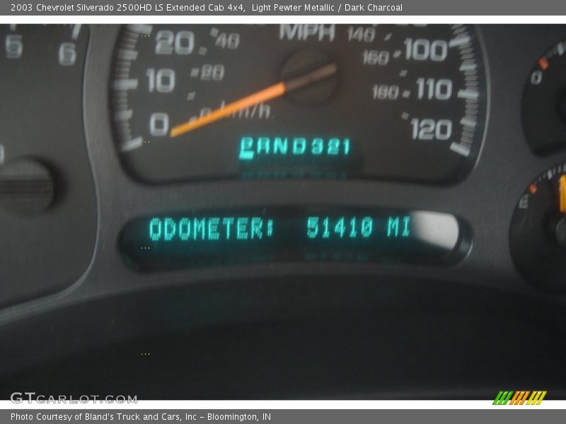 Light Pewter Metallic / Dark Charcoal 2003 Chevrolet Silverado 2500HD LS Extended Cab 4x4