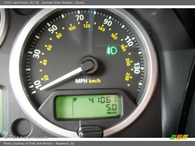Zermatt Silver Metallic / Ebony 2009 Land Rover LR3 SE