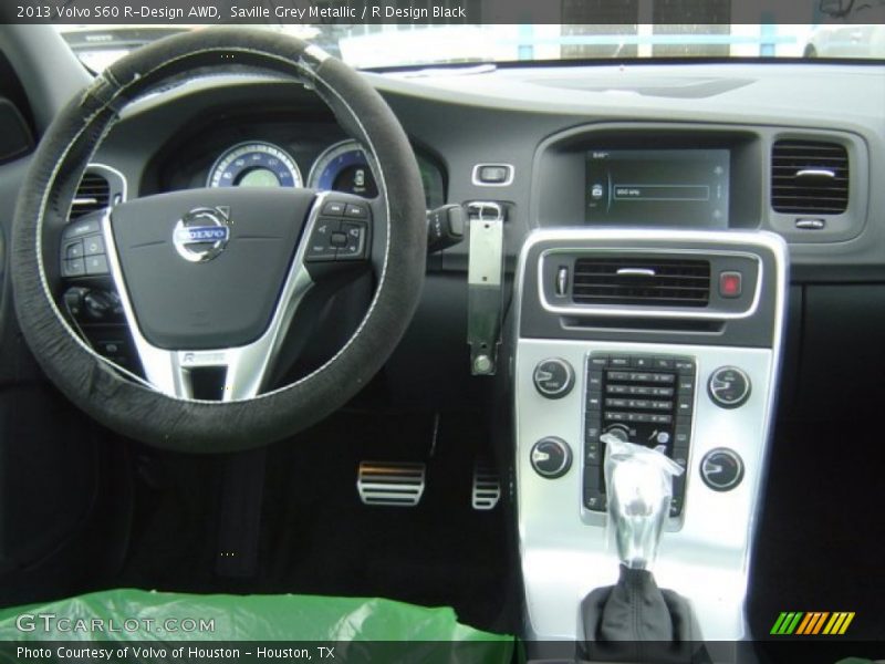 Saville Grey Metallic / R Design Black 2013 Volvo S60 R-Design AWD