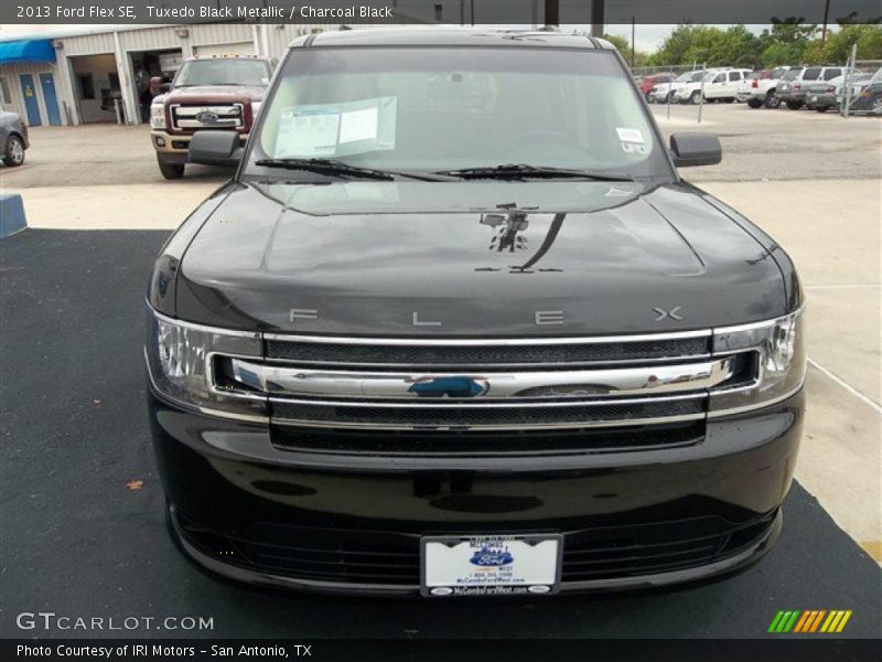 Tuxedo Black Metallic / Charcoal Black 2013 Ford Flex SE