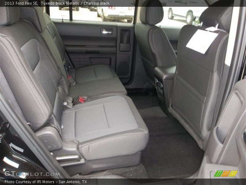 Tuxedo Black Metallic / Charcoal Black 2013 Ford Flex SE