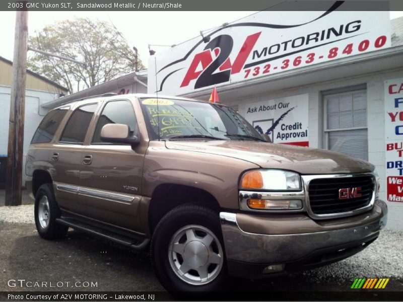 Sandalwood Metallic / Neutral/Shale 2003 GMC Yukon SLT