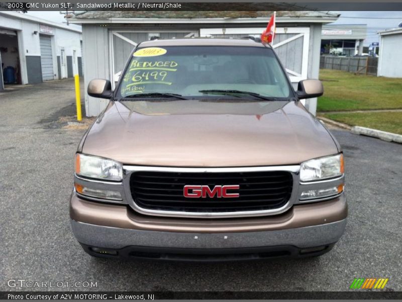 Sandalwood Metallic / Neutral/Shale 2003 GMC Yukon SLT