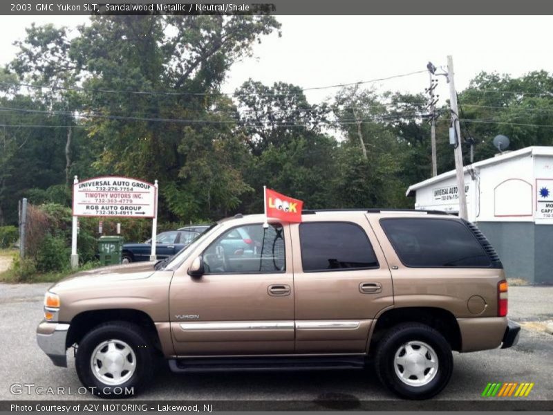 Sandalwood Metallic / Neutral/Shale 2003 GMC Yukon SLT