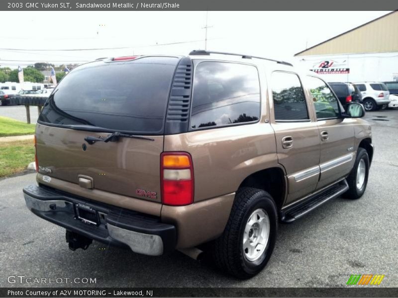 Sandalwood Metallic / Neutral/Shale 2003 GMC Yukon SLT