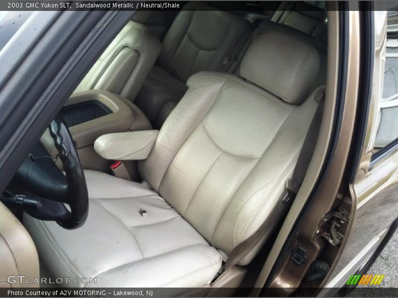 Sandalwood Metallic / Neutral/Shale 2003 GMC Yukon SLT