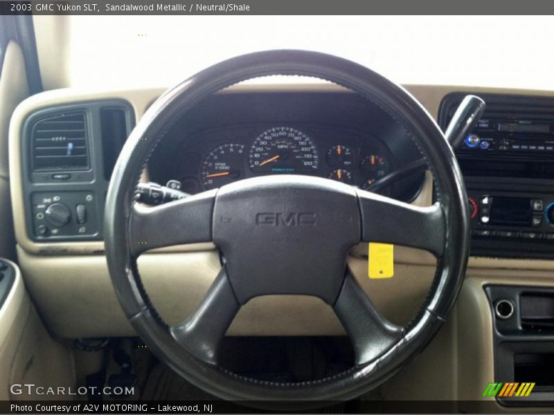 Sandalwood Metallic / Neutral/Shale 2003 GMC Yukon SLT