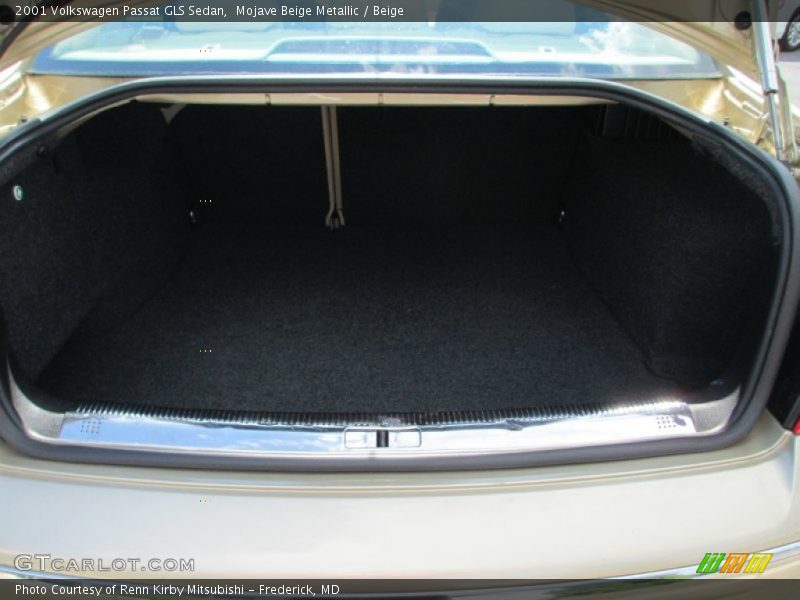 Mojave Beige Metallic / Beige 2001 Volkswagen Passat GLS Sedan