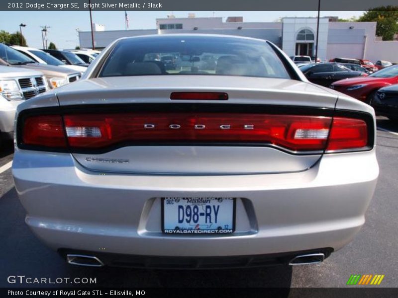 Bright Silver Metallic / Black 2012 Dodge Charger SE