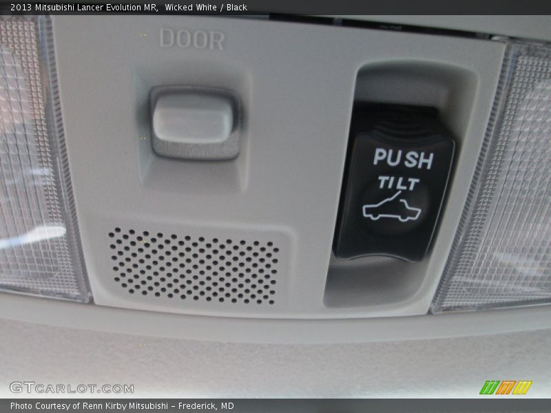 Wicked White / Black 2013 Mitsubishi Lancer Evolution MR