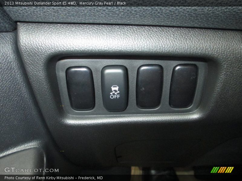 Mercury Gray Pearl / Black 2013 Mitsubishi Outlander Sport ES 4WD
