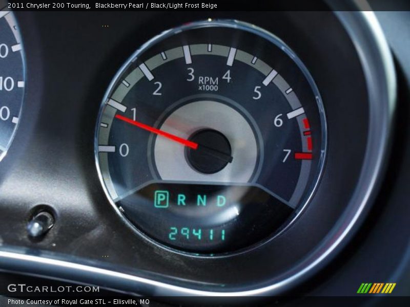 Blackberry Pearl / Black/Light Frost Beige 2011 Chrysler 200 Touring
