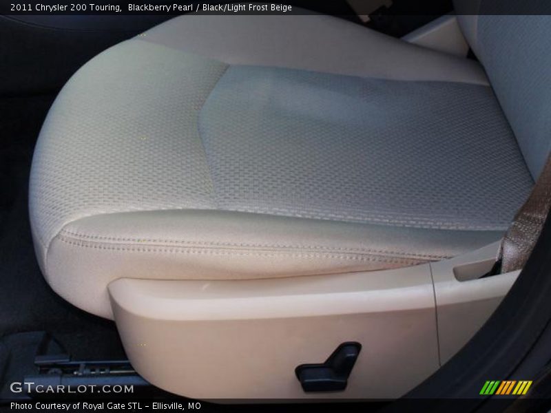 Blackberry Pearl / Black/Light Frost Beige 2011 Chrysler 200 Touring