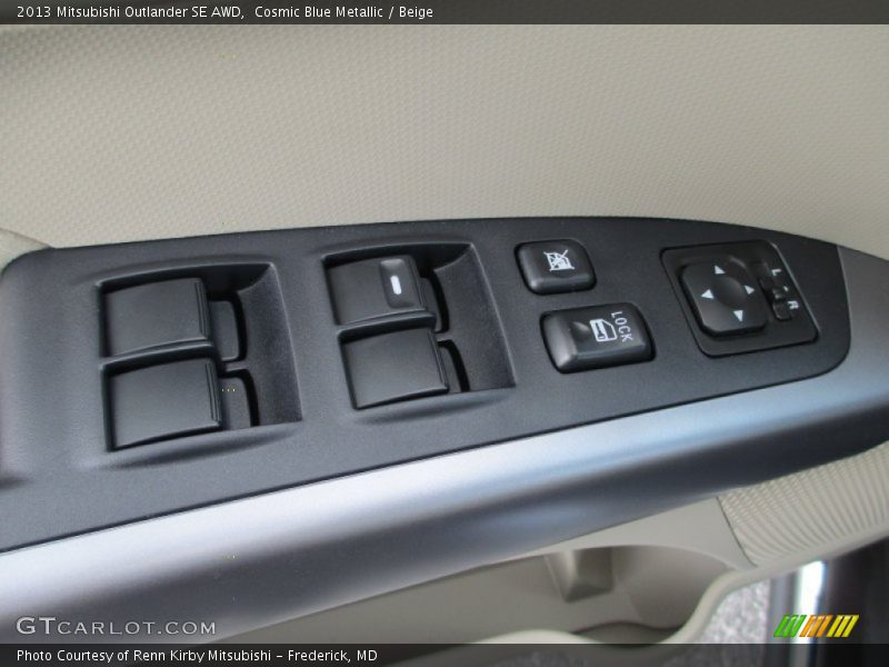 Controls of 2013 Outlander SE AWD