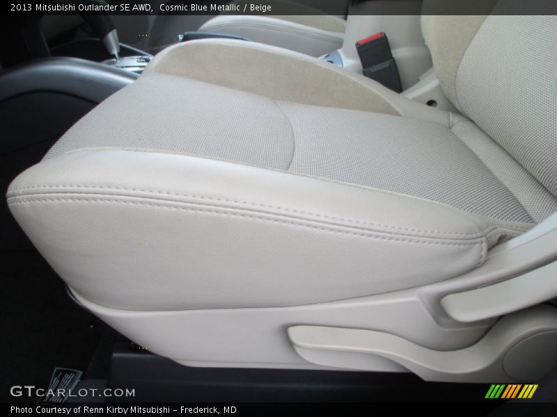 Cosmic Blue Metallic / Beige 2013 Mitsubishi Outlander SE AWD