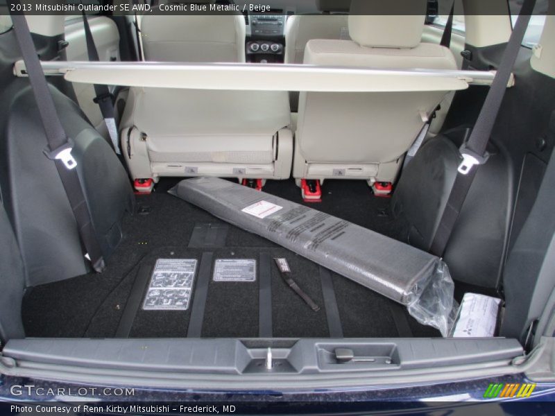  2013 Outlander SE AWD Trunk